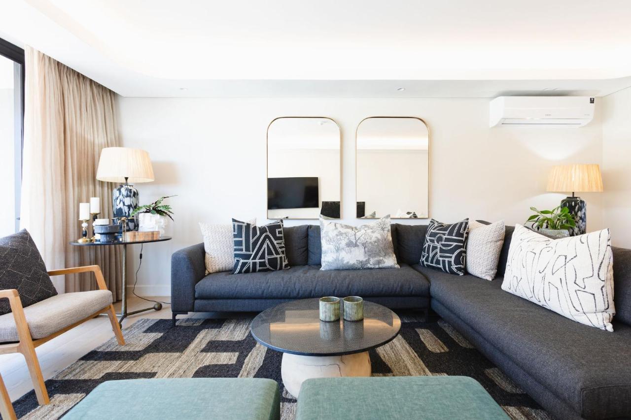 The View - Luxury Penthouse With Rooftop Pool Apartment